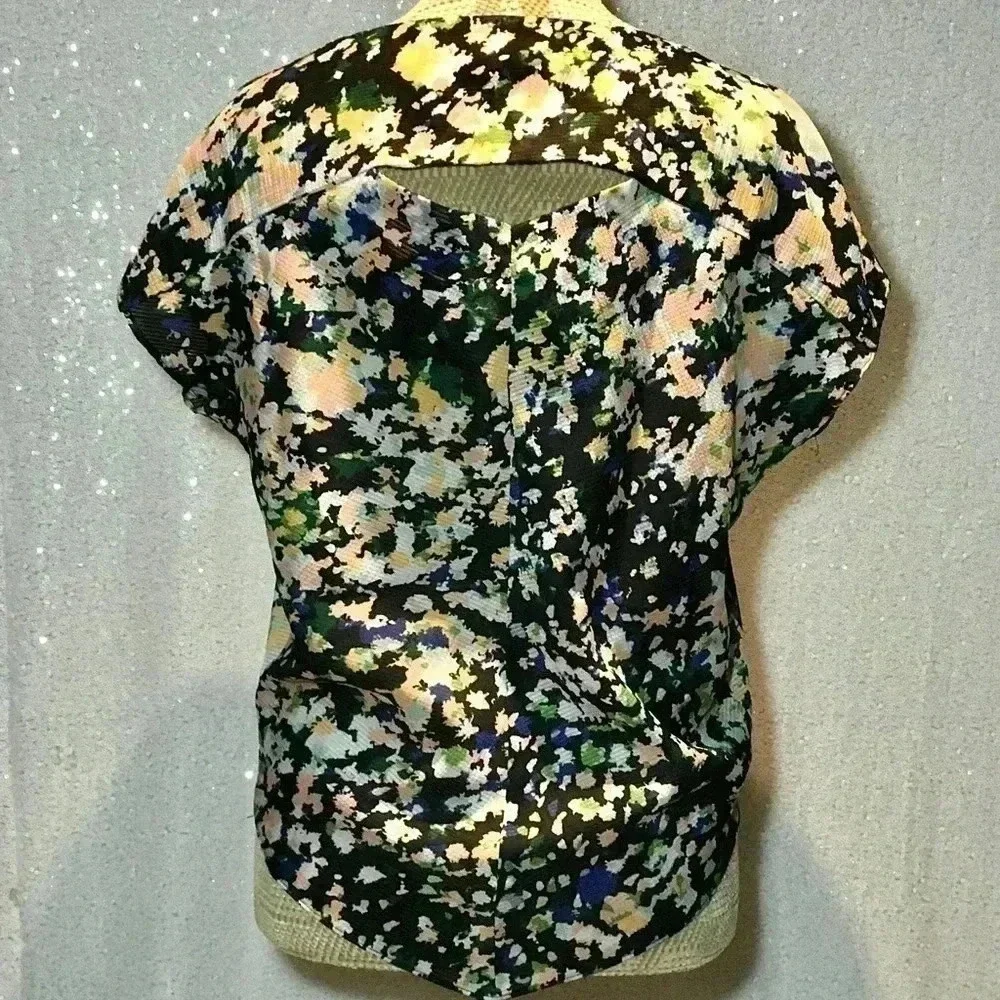 BCBGeneration Abstract Top Size XS - Picture 4 of 6